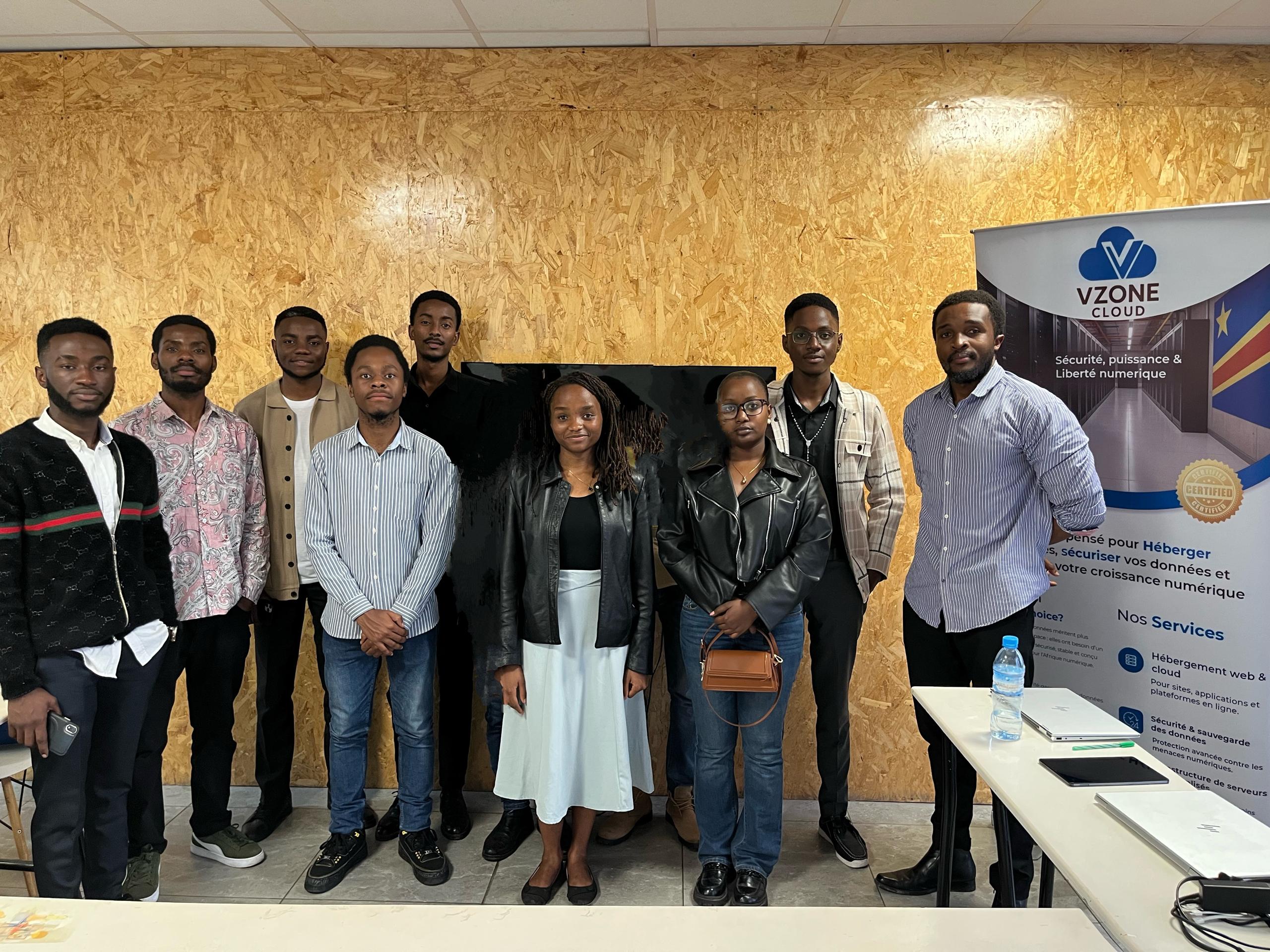 L'équipe V-Zone Cloud - Experts en solutions cloud souveraines